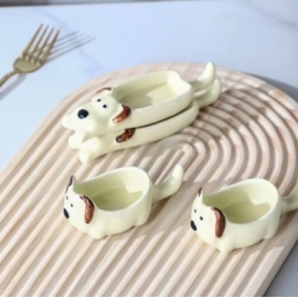 Super cute little dog ceramic flavor dish ins creative high aesthetic design dipping pet bowl dish cartoon small dish