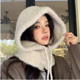 Women's autumn and winter scarves, hats, integrated knitted yarn hats, warm and ear protecting Lei Feng hats